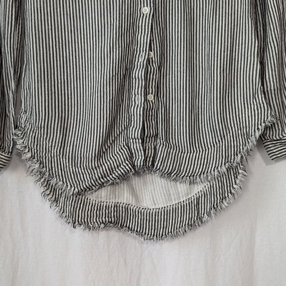 Anthropologie Cloth & Stone Pinstripe Button Down Size Extra Small - Picture 3 of 12